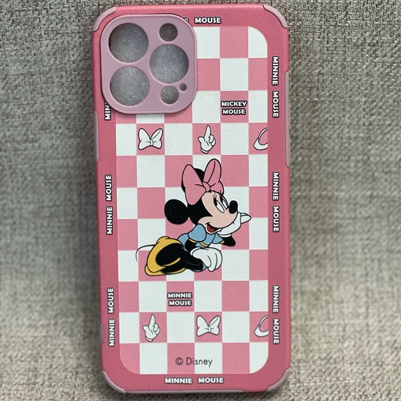Minnie Mouse Leather Embossed Case in Pink Color - Picture 6 of 8